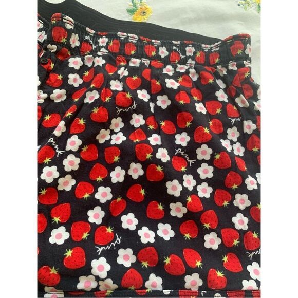 Victoria's Secret Pink Pajama Shorts Womens XXL Red Floral Loungwear - Picture 4 of 7